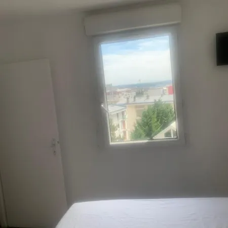 Homestay Belle Privee Dans Un A Sur Marne